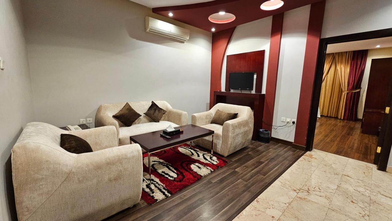 Raoum Inn Buraydah Экстерьер фото