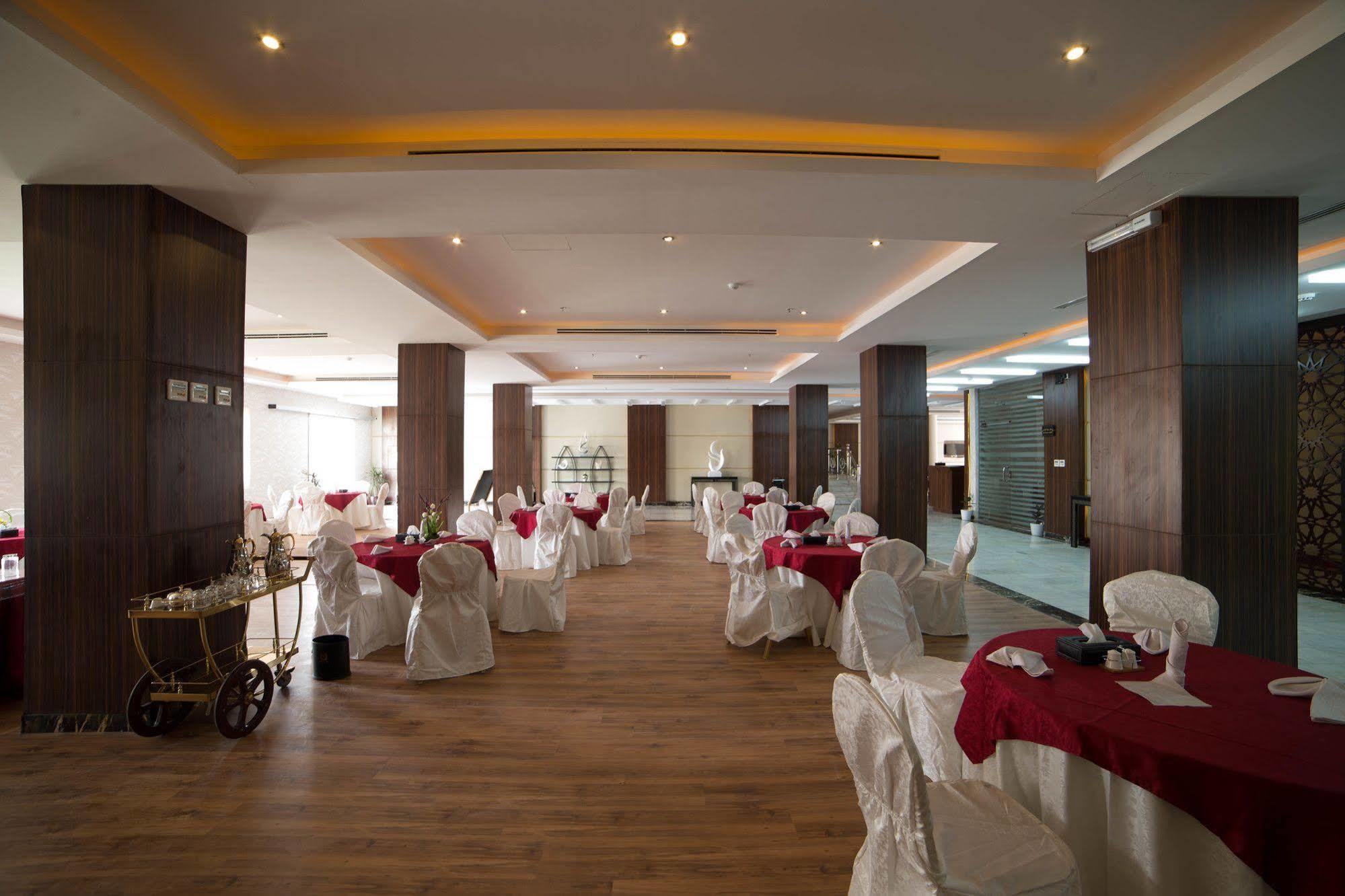 Raoum Inn Buraydah Экстерьер фото